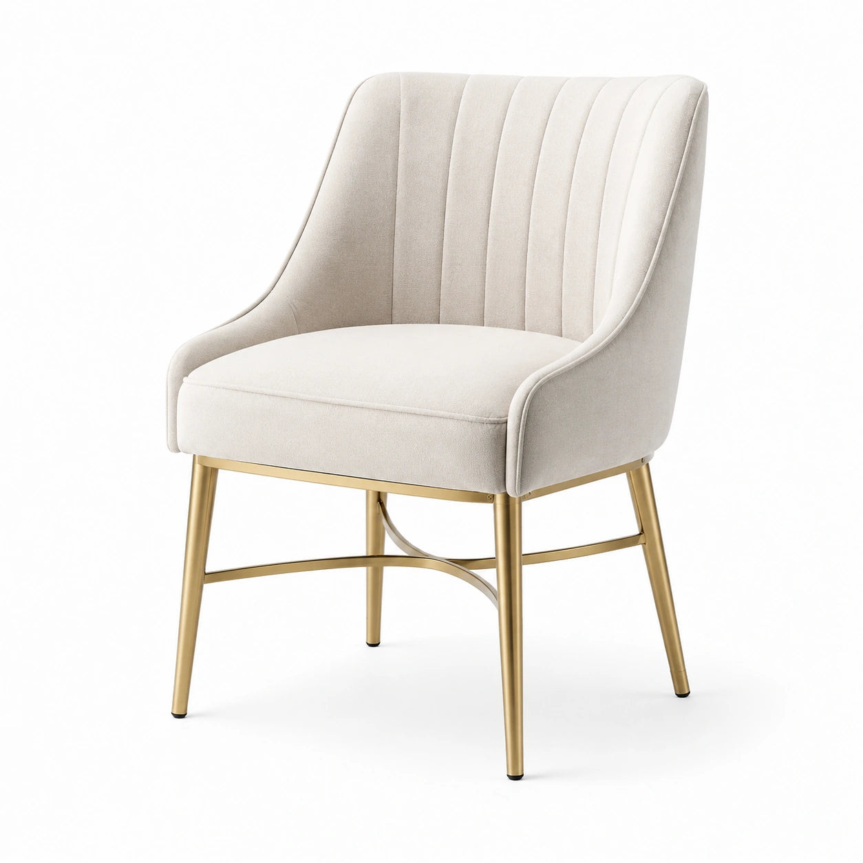 Chaise en velours crème avec pieds en métal doré